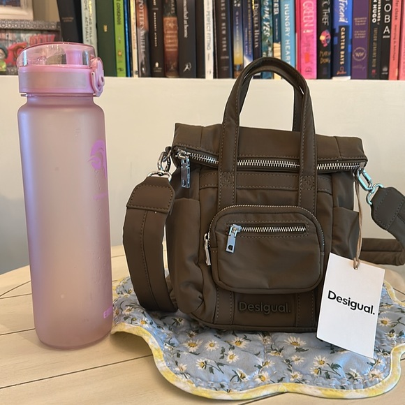 Olive green Desigual mini backpack crossbody zipper purse - Picture 14 of 14